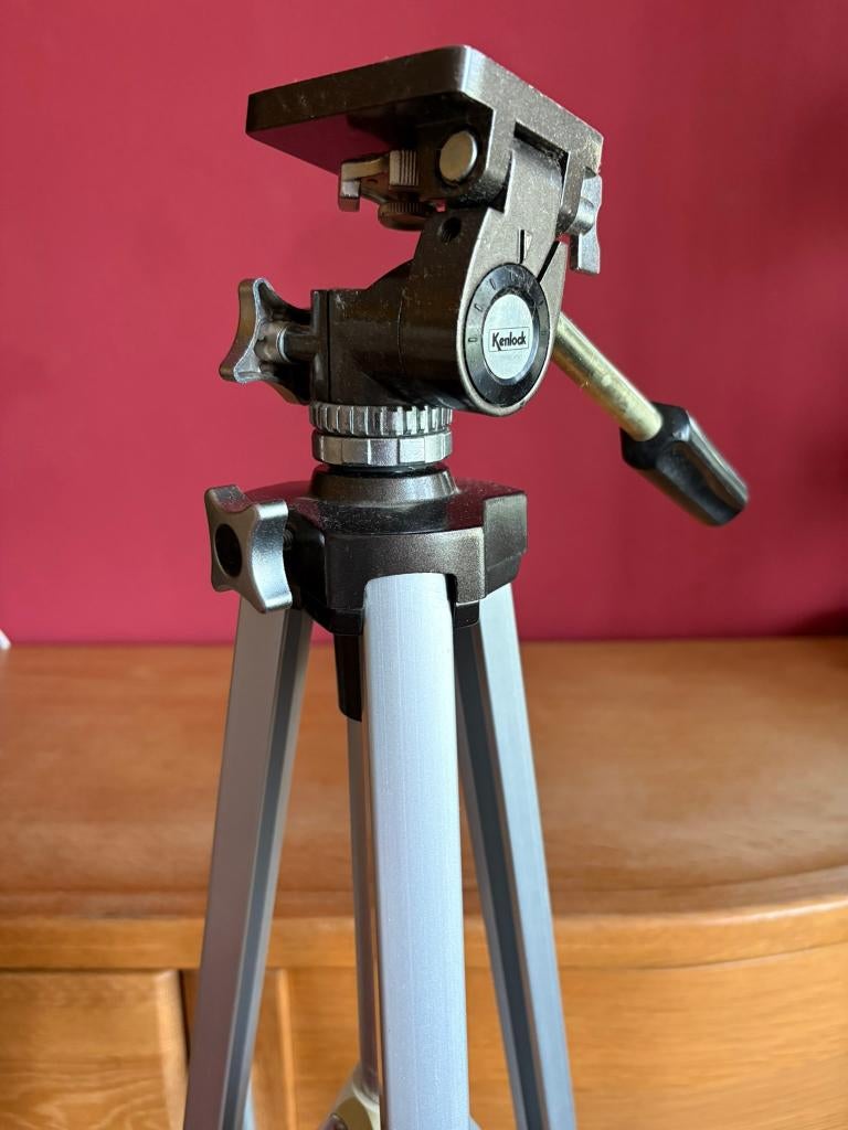 kenlock statief. Bieden vanaf 40 euro., Ophalen of Verzenden, Zo goed als nieuw, 150 tot 175 cm, Driepoot