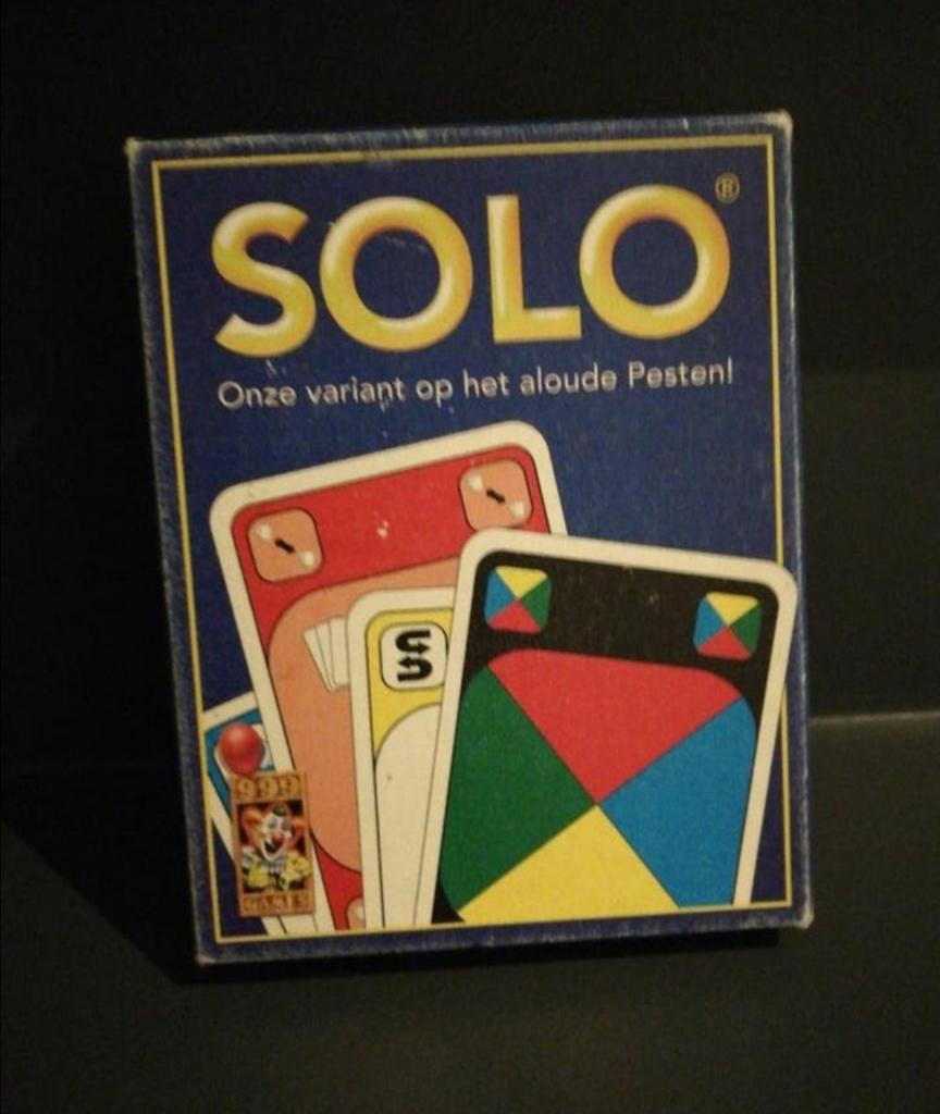 Solo, kaartspel, Vijf spelers of meer, Ophalen of Verzenden, Zo goed als nieuw