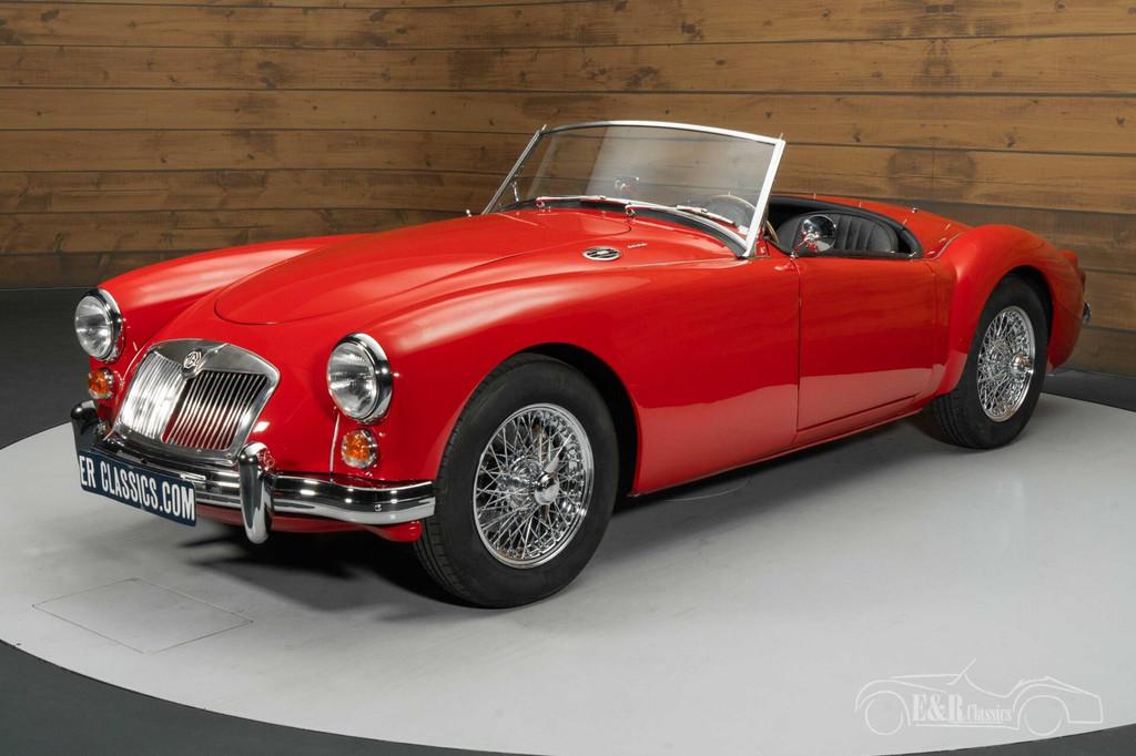 MG MGA 1600 Cabriolet | 1960, Auto's, Oldtimers, Achterwielaandrijving, Zwart, Cabriolet, Bedrijf