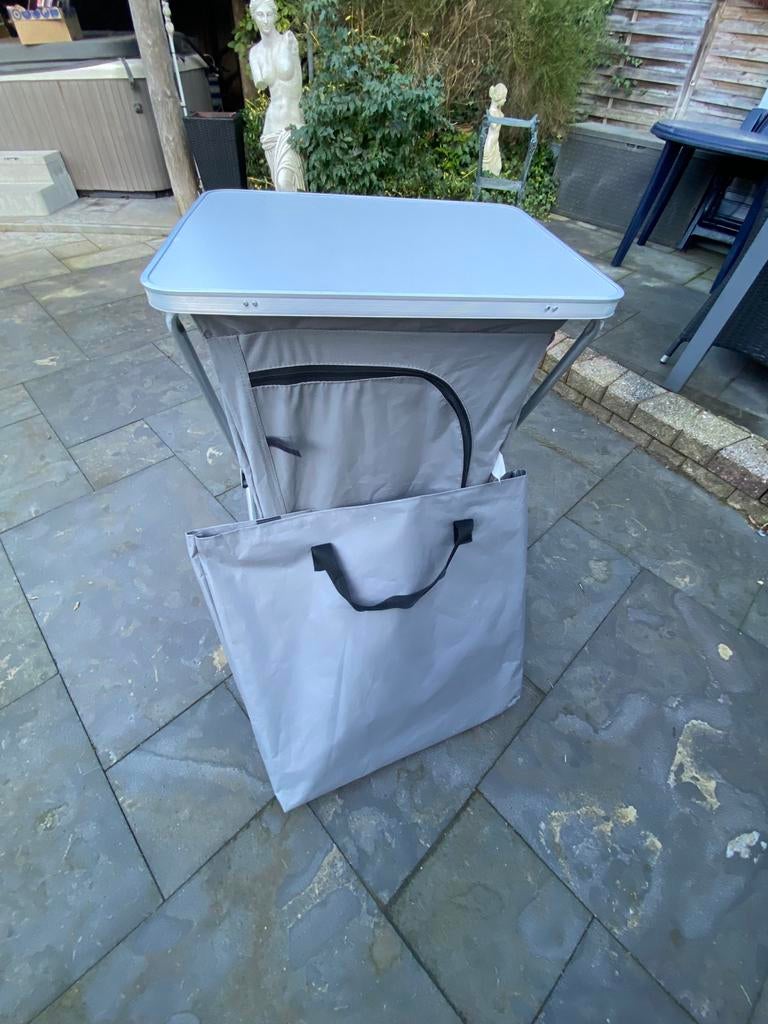 Campingkast met draagtas, Ophalen of Verzenden, Gebruikt