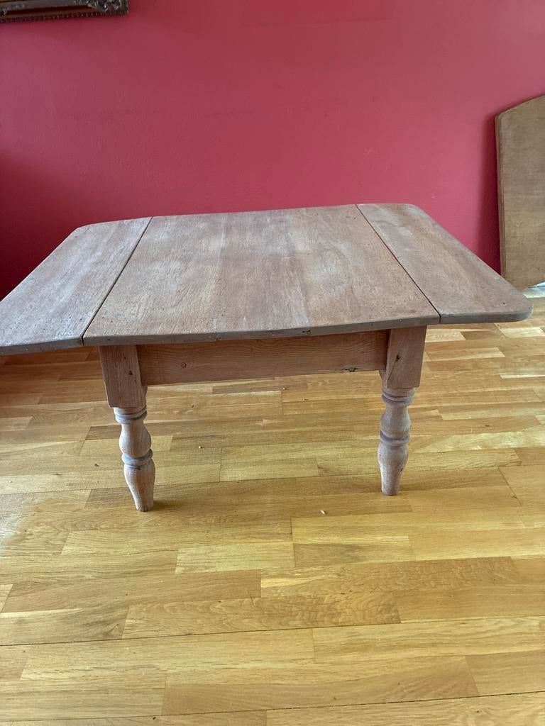 Houten salon tafel met hangoor, Ophalen, Gebruikt, 100 tot 150 cm, 50 tot 100 cm