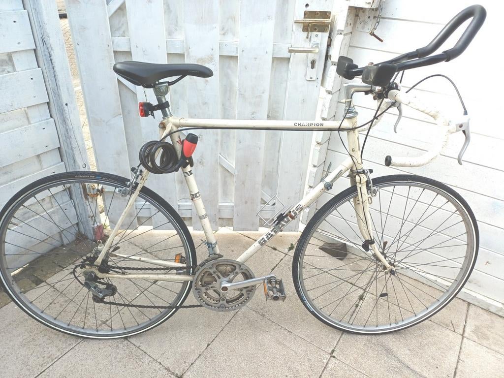 Mooie Batavus igst met slot en verlichting, Ophalen, Gebruikt, Velgrem, Versnellingen