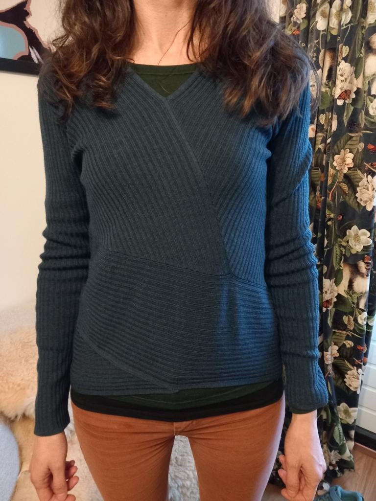 100% Merino Wol Trui Blauw, Kleding | Dames, Truien en Vesten, Ophalen of Verzenden, Gedragen, Maat 38/40 (M), Blauw