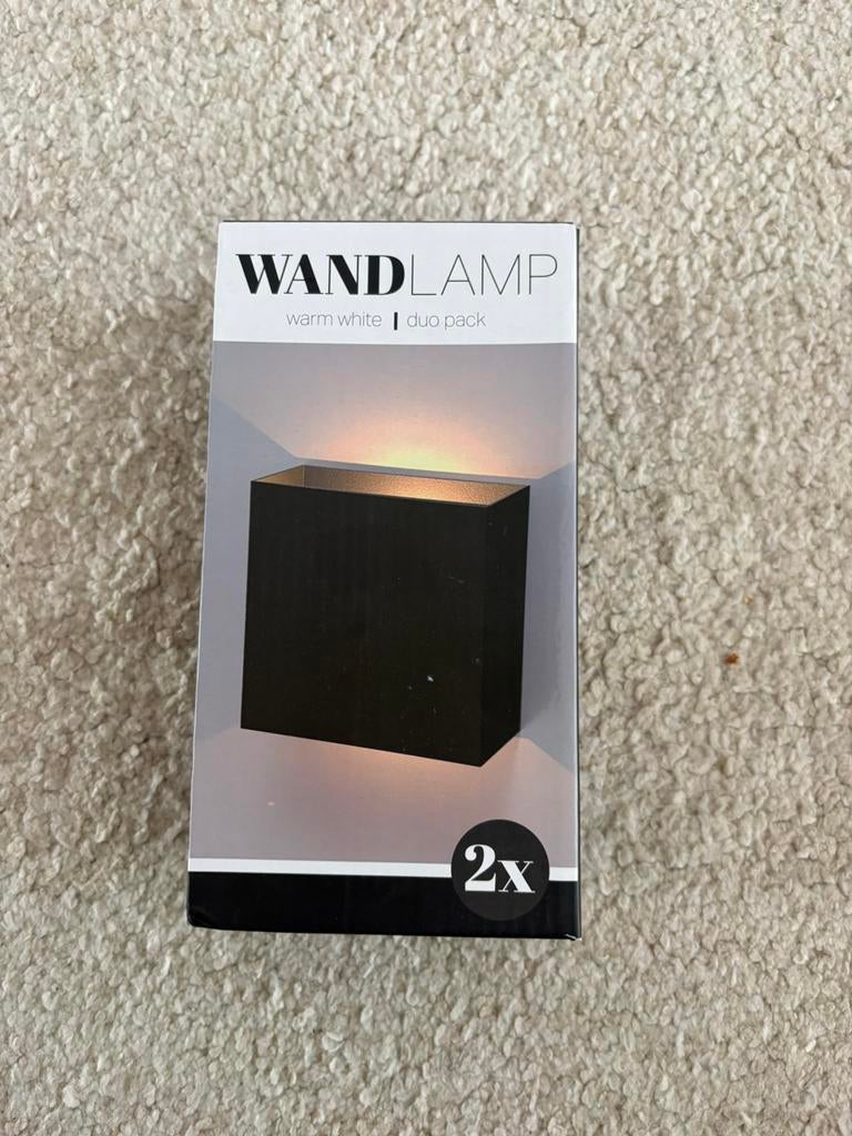 2x Wandlamp Niet gebruikt helemaal nieuw, Huis en Inrichting, Lampen | Wandlampen, Ophalen of Verzenden, Nieuw