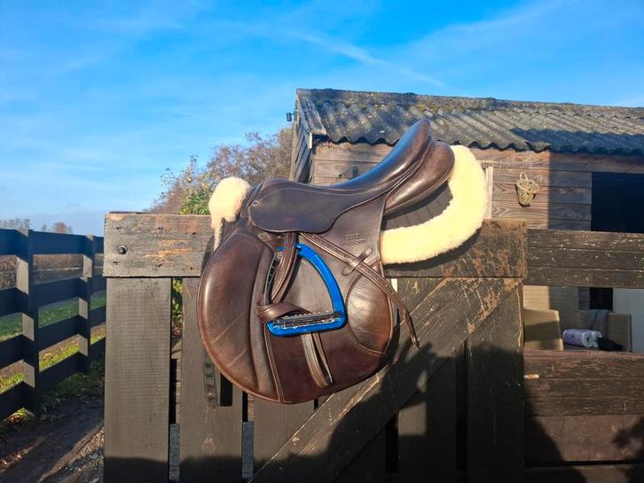 Te koop Stubben Roxane n.t springzadel., Dieren en Toebehoren, Paarden en Pony's | Zadels, Zo goed als nieuw, Springen, Ophalen of Verzenden