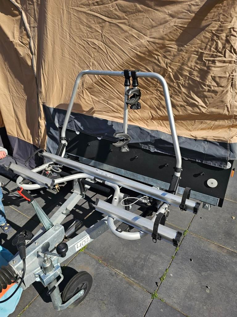 Disselfietsendrager voor elektrische fietsen, Auto diversen, Fietsendragers, Ophalen, Zo goed als nieuw, 2 fietsen, Trekhaakdrager