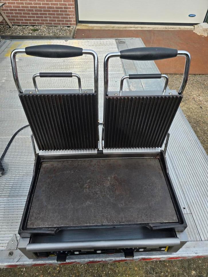 Buffalo dubbele elektrische contact grill en gram  koeling, Witgoed en Apparatuur, Contactgrills, Ophalen of Verzenden