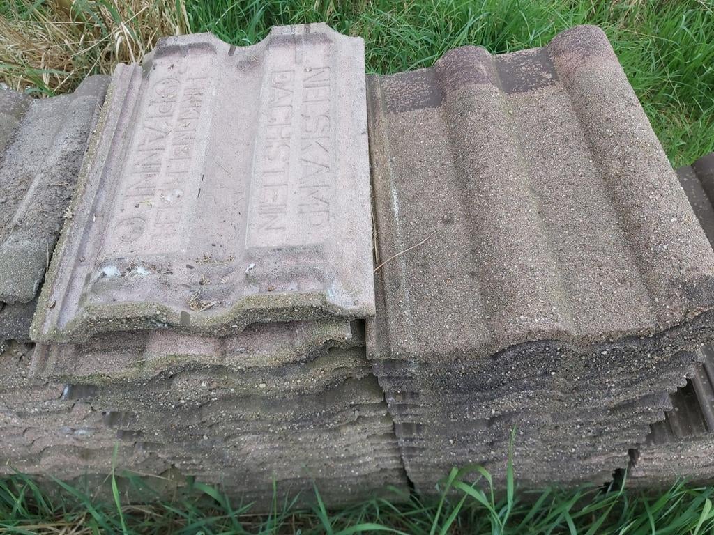 Dakpannen: Sneldekkers, vaal rood, plat ribbel plat, Gebruikt, Steen of Klei, Zwart, Ophalen of Verzenden