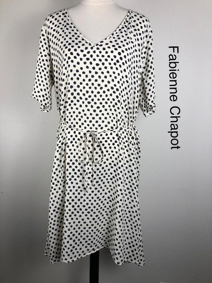 Fabienne Chapot Jurk  (mt: 38) IR/8190, Kleding | Dames, Jurken, Zo goed als nieuw, Maat 38/40 (M), Wit, Onder de knie, Ophalen of Verzenden