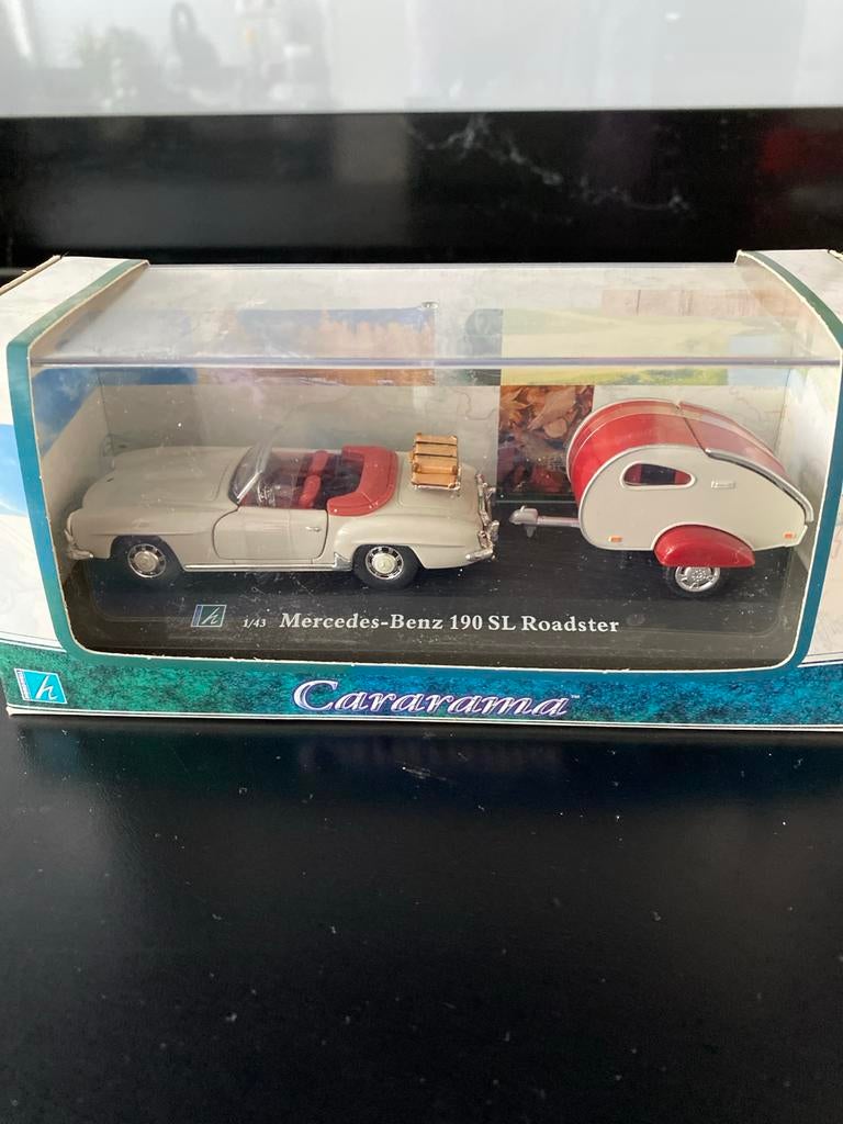 Cararama Mercedes-Benz 190 SL Roadster met Caravan, Hobby en Vrije tijd, Modelbouw | Auto's en Voertuigen, Overige merken, Auto