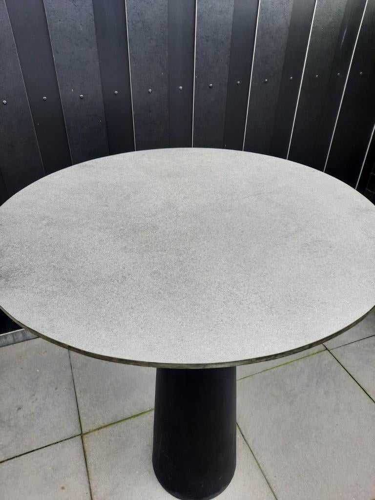 Moooicontainer statafels, Ophalen, Gebruikt, Rond, Kunststof