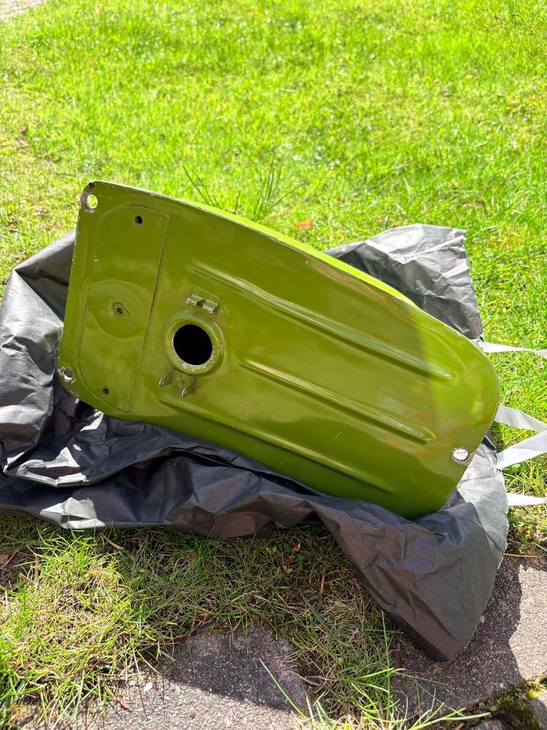 Vespa benzinetank oldtimer scooter - Groen, Ophalen, Gebruikt, Tank