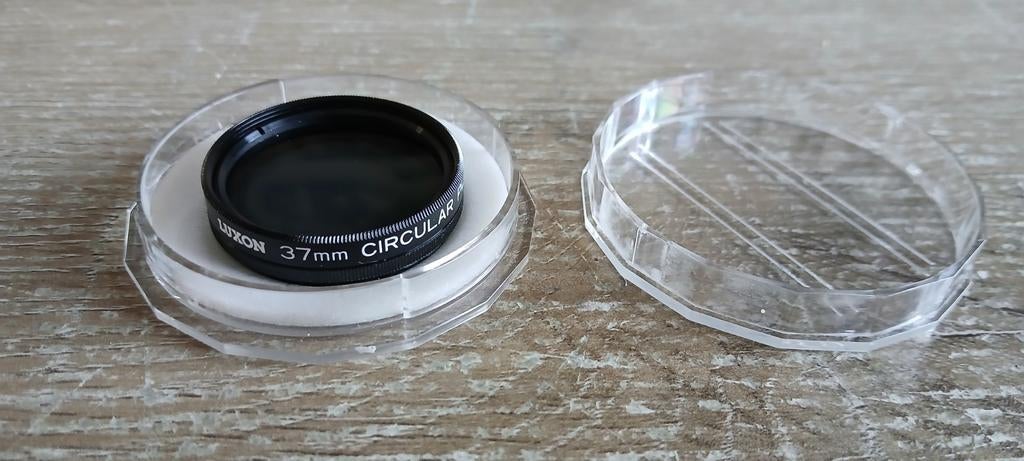 Luxon 37mm circulaire polarisatiefilter filter fotocamera, Audio, Tv en Foto, Fotografie | Filters, Overige merken, Polarisatiefilter