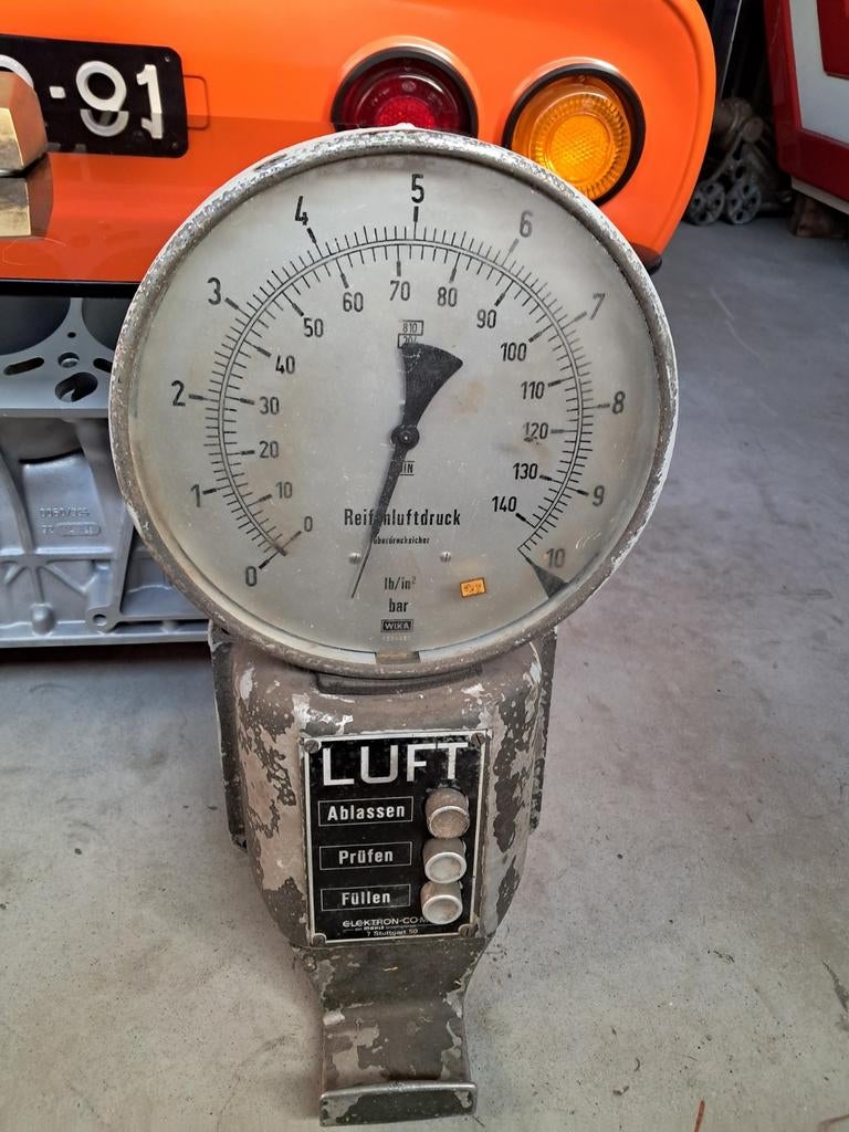 Oude Duitse Air Luchtvulmeter in originele staat van Wika, Ophalen, Eu, Gebruikt, Eu
