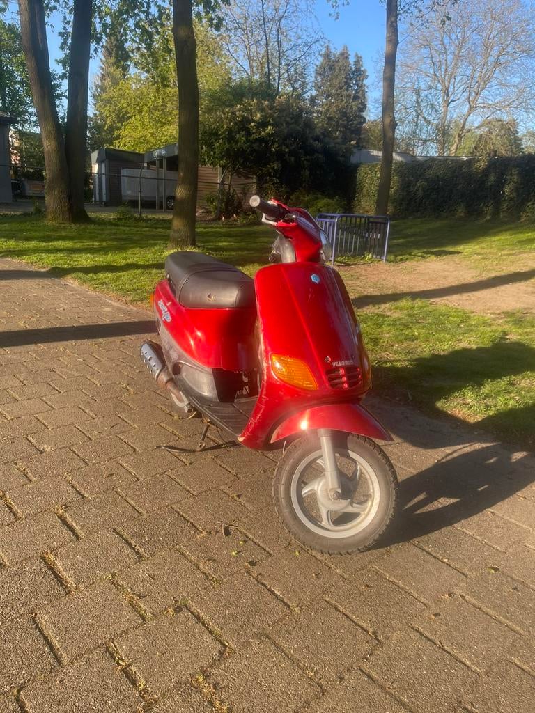 Zip type 3 brom, Fietsen en Brommers, Scooters | Piaggio, Gebruikt, Zip, Maximaal 45 km/u, Tweetakt, Ophalen