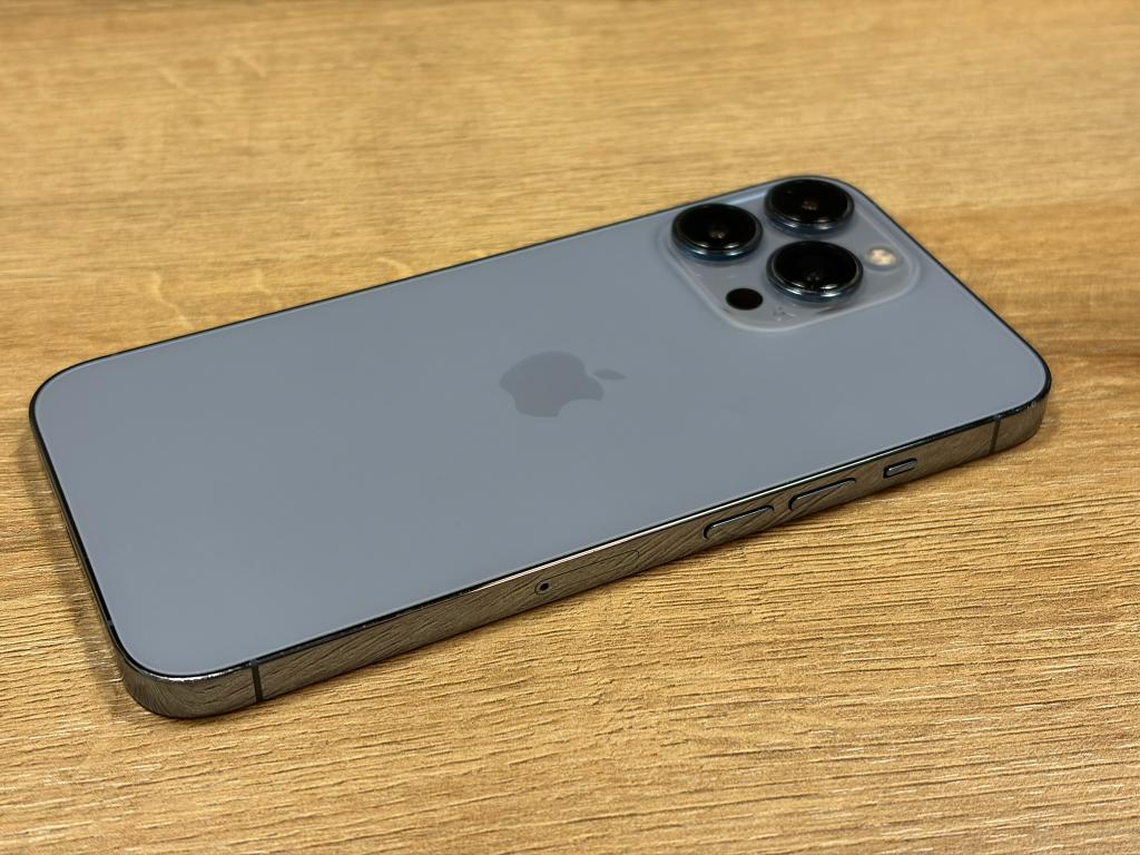 iPhone 13 Pro (256GB) blauw, Telecommunicatie, Mobiele telefoons | Apple iPhone, 256 GB, Gebruikt, Blauw, 77 %