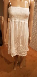 Wit strapless jurkje  met broderie Maat M, Maat 38/40 (M), Wit, Ophalen of Verzenden, Boven de knie