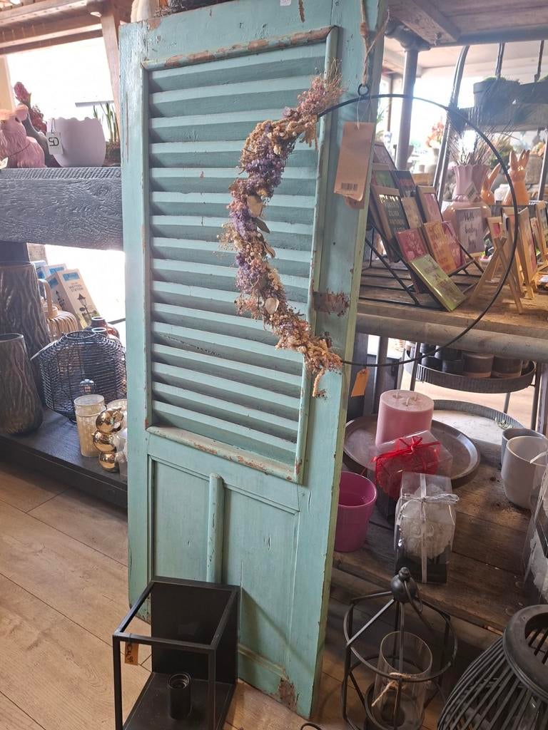 Louvre luik landelijk sfeervol, Ophalen