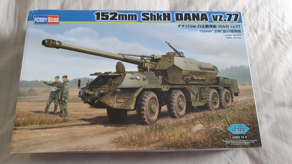 HobbyBoss 1/35 Czech 152mm SP howitzer Dana, Overige merken, Tank, 1:32 tot 1:50, Nieuw