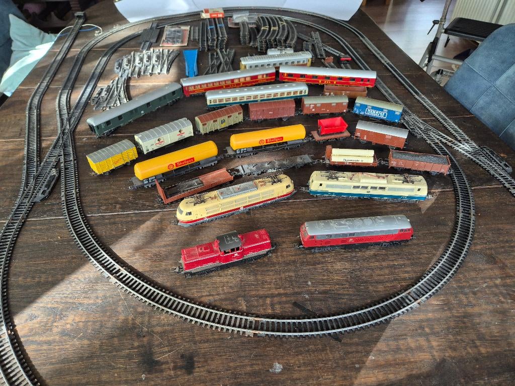 Verzameling treinen wagons rails,, Hobby en Vrije tijd, Modeltreinen | H0, Gebruikt, Analoog, Ophalen of Verzenden, Lima