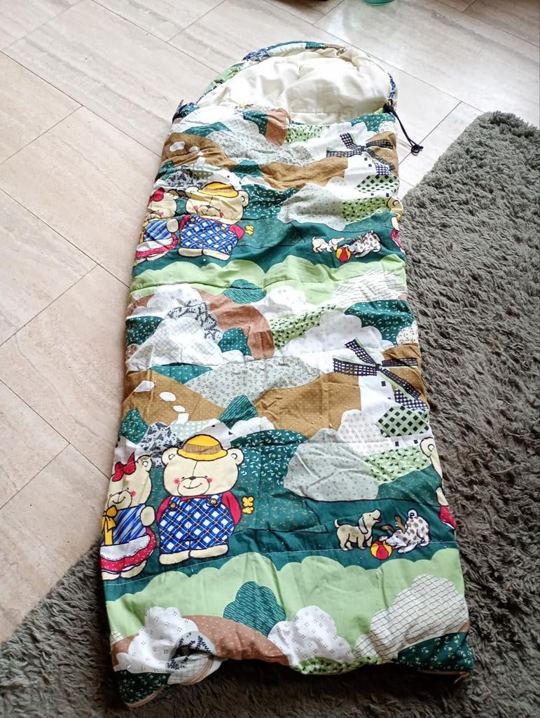 Slaapzak camping kinder formaat met bijpassende tasje, Ophalen of Verzenden, Slaapzak