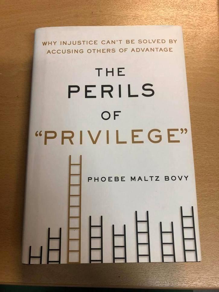 The Perils of "Privilege" - boek van Phoebe Maltz Bovy, Boeken, Politiek en Maatschappij, Zo goed als nieuw, Maatschappij en Samenleving