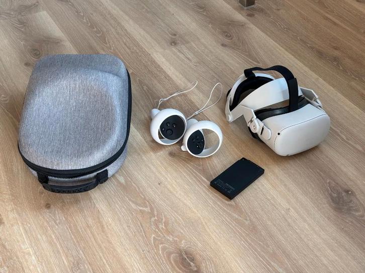 Meta Quest 2 plus accessoires, Spelcomputers en Games, Virtual Reality, Zo goed als nieuw, Overige platformen, VR-bril, Ophalen of Verzenden