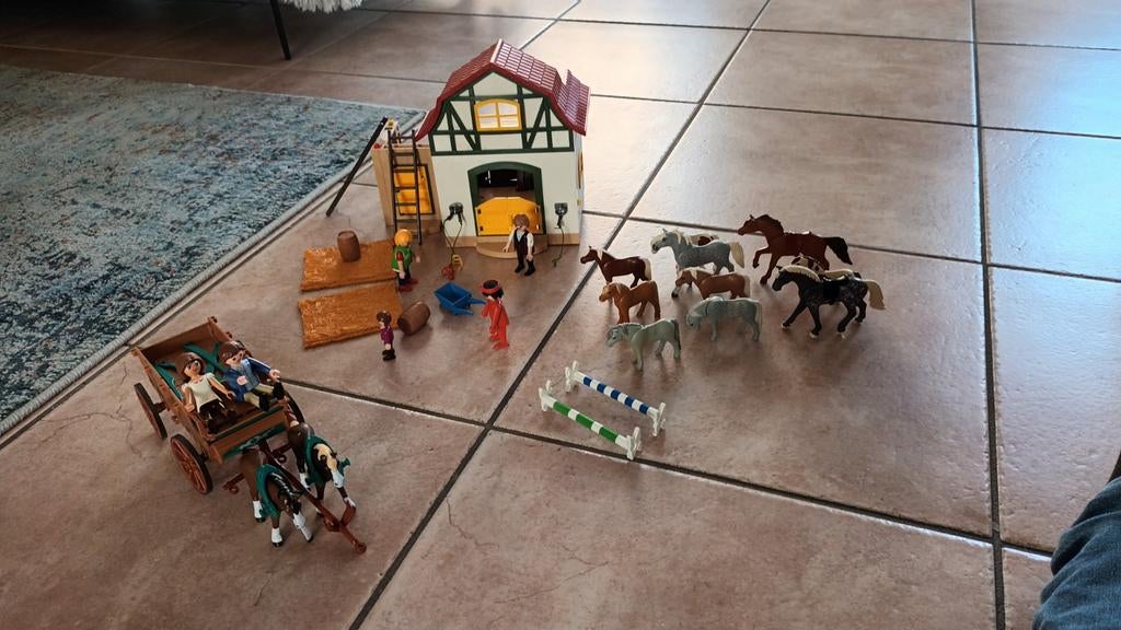 Paarden stal een klein dakje weg, Ophalen