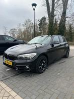 BMW 1-Serie 116i 109pk 2017 Zwart, Auto's, 1-Serie, Achterwielaandrijving, 1280 kg, Zwart
