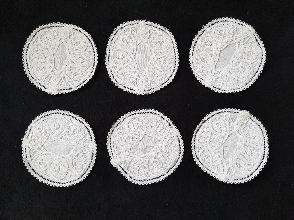 onderzetters Belgisch kant 6 stuks, dichte onderkant, Ophalen of Verzenden, Gebruikt, Glas of Kopje