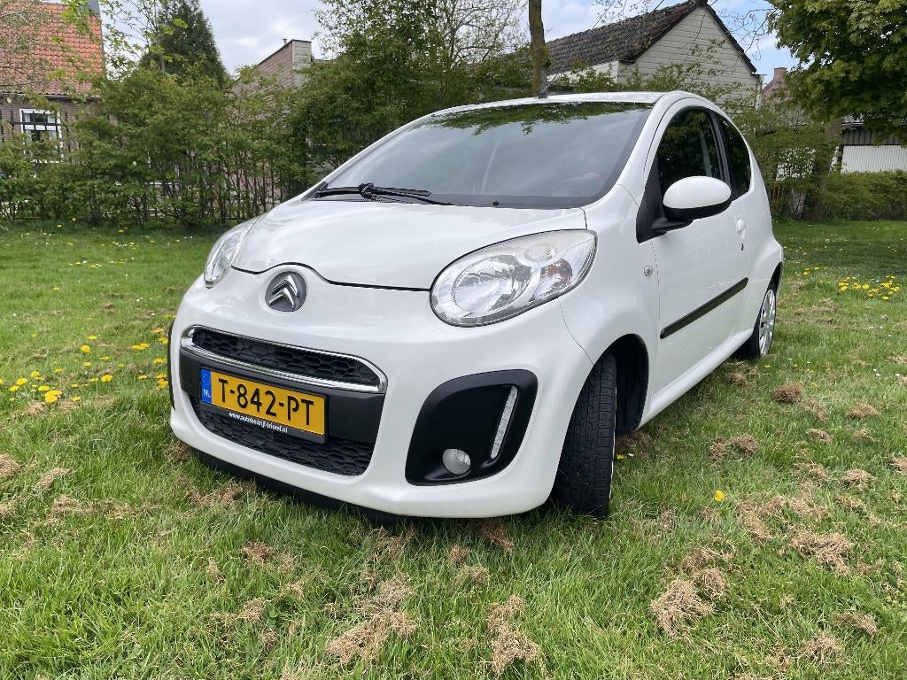 Sportieve Citroën C1 1.0 3-DRS 2014 Wit - 50 kW / 68 PK - AC, Auto's, Citroën, Particulier, C1, Benzine, Euro 5, Hatchback, Handgeschakeld