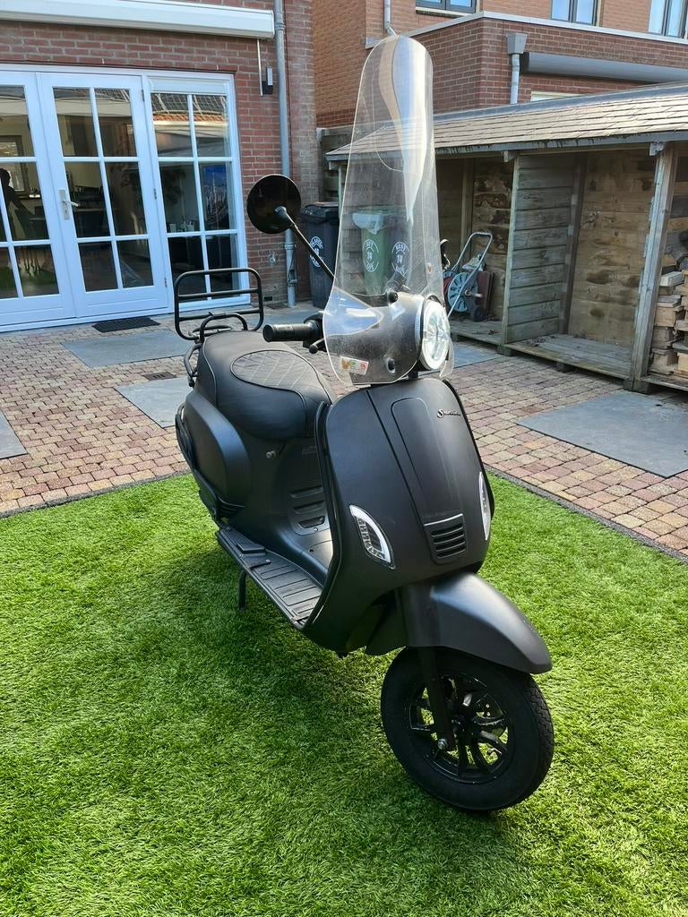Elektrische scooter 52 km/u | 2 accu | 70-90 km bereik, Elektrisch, Zo goed als nieuw, Ophalen, Overige merken