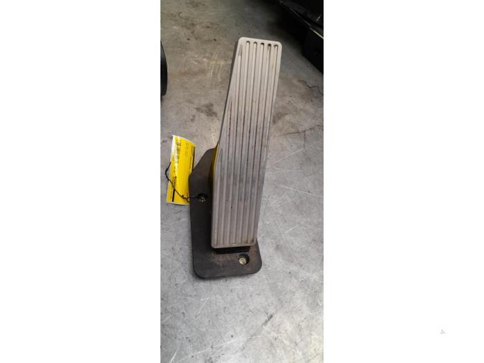 Gaspedaal van een Maserati Granturismo, Maserati, Gebruikt, -, -