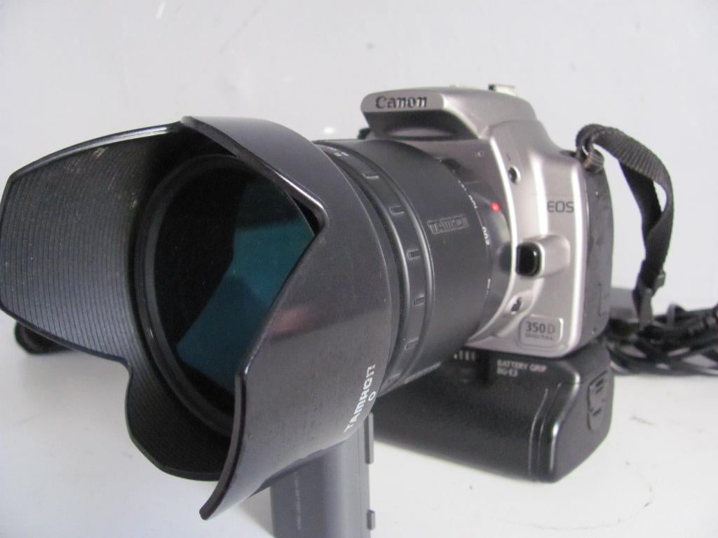 Canon eos 350D digital met battery grip bg-E3, Spiegelreflex, Canon, Ophalen of Verzenden, Zo goed als nieuw