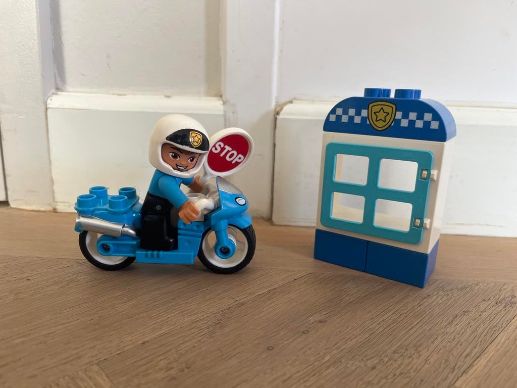DUPLO Politiemotor 2+ | #10900, Kinderen en Baby's, Speelgoed | Duplo en Lego, Zo goed als nieuw, Duplo, Complete set, Overige thema's