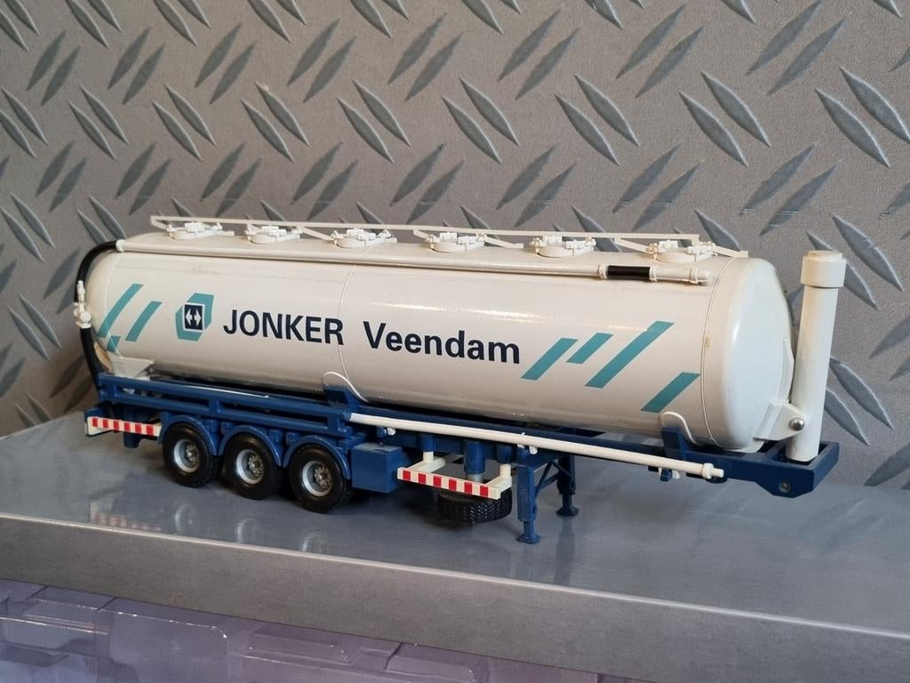 Tekno Jonker Veendam bulkoplegger, Hobby en Vrije tijd, Modelauto's | 1:50, Ophalen of Verzenden, Gebruikt, Bus of Vrachtwagen