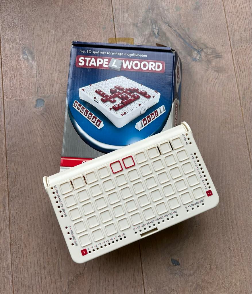 Stapelwoord bordspel, Hobby en Vrije tijd, Gezelschapsspellen | Bordspellen, Drie of vier spelers, Ophalen of Verzenden, Gebruikt