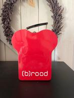 Leuke rode broodtrommel in broodvorm van (b)rood, Ophalen