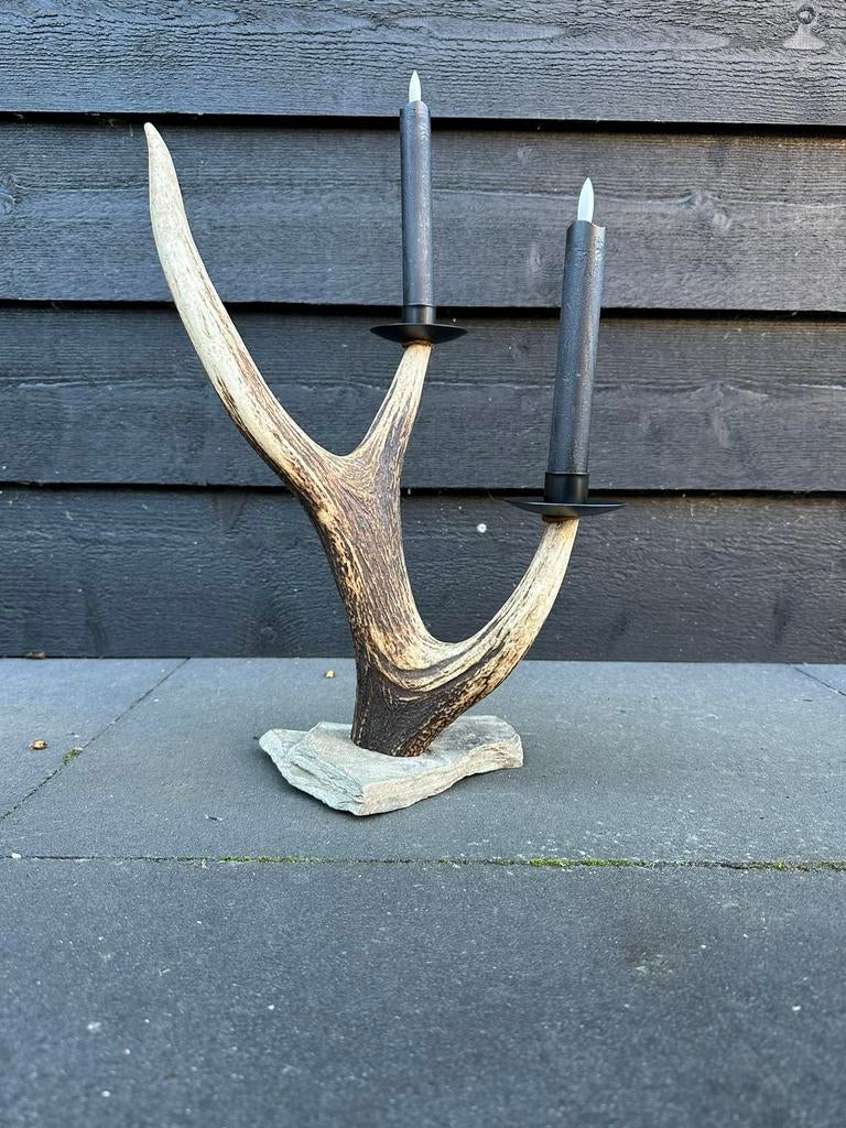 Geweikandelaar.gewei.edelhert.damhert.geweien.dinerkaarsen., Ophalen of Verzenden, Zo goed als nieuw, Minder dan 25 cm