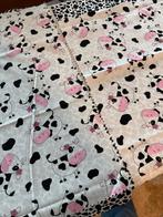 4 lapjes Quiltstof Koeienprint - 34x45/50 cm, Hobby en Vrije tijd, Stoffen en Lappen, Wit, Nieuw, Ophalen of Verzenden, 30 tot 120 cm