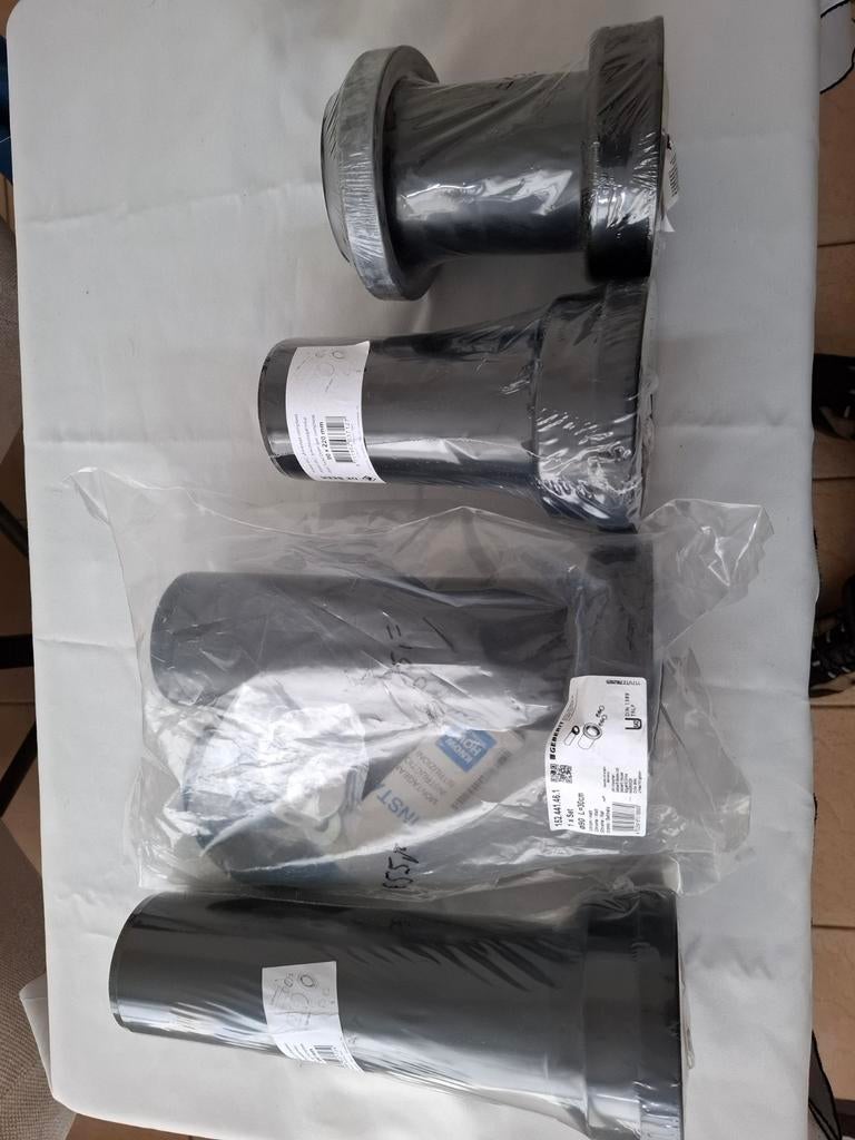 Toilet wandcloset afvoer aansluitbuizen verschill.lengtes ., Afvoer, Pvc, Nieuw, Ophalen of Verzenden