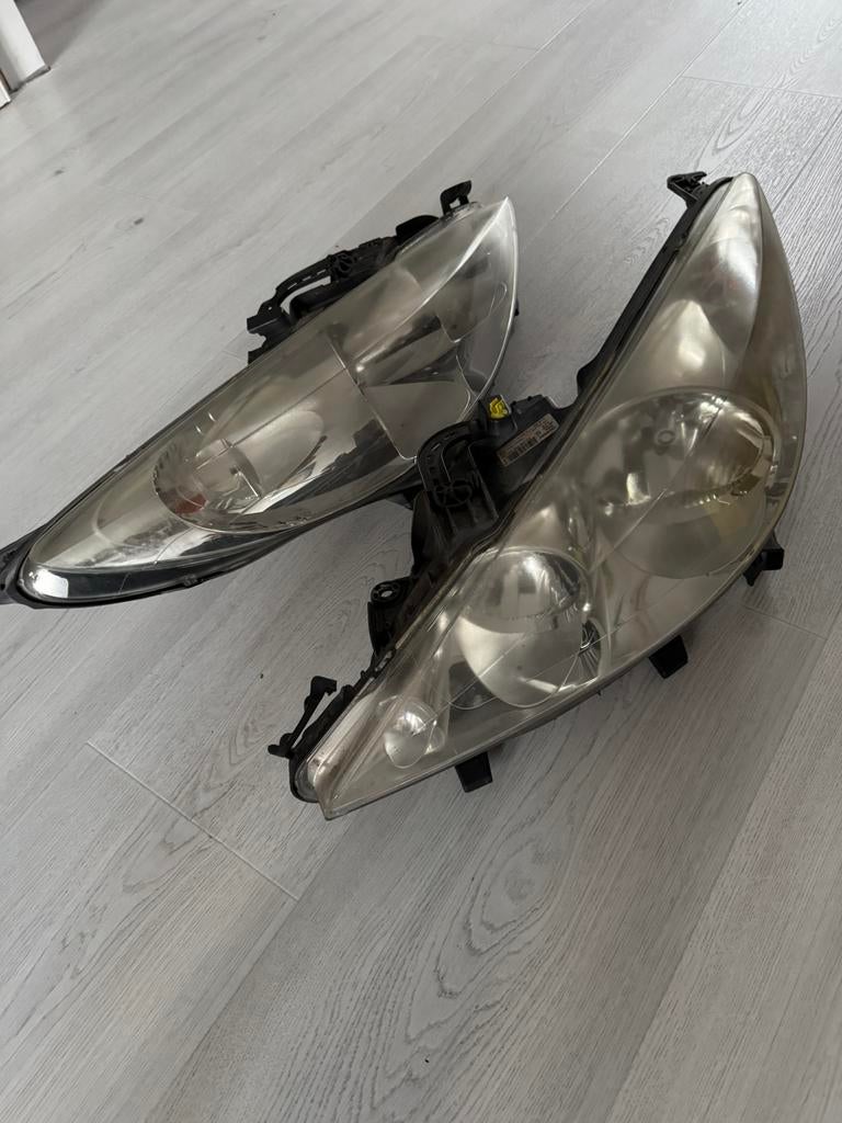 Koplampen voor de Peugeot 2007, Auto-onderdelen, Verlichting, Ophalen of Verzenden, Peugeot