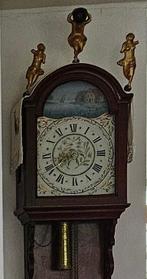 Antieke Friese staartklok, hout en messing, Ophalen