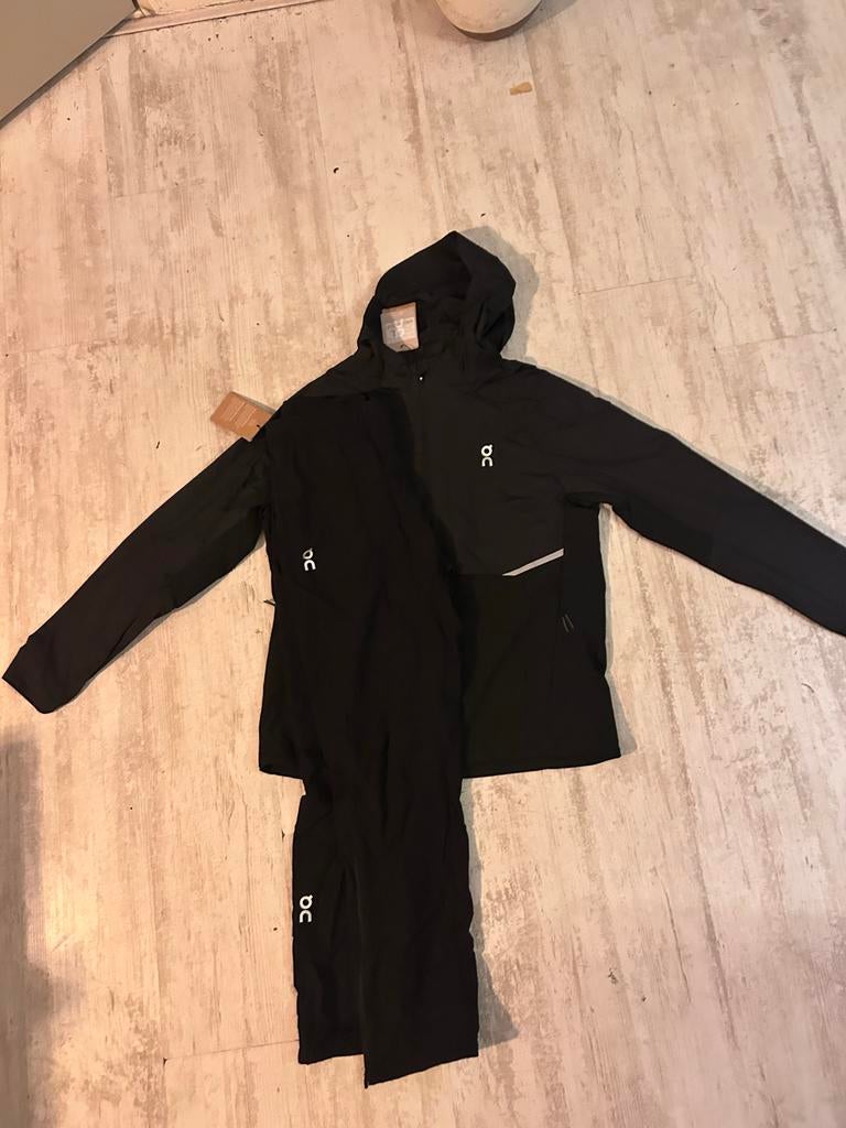 Zwart Oncloud trainingspak maat M, Kleding | Dames, Sportkleding, Maat 38/40 (M), Zwart, Ophalen of Verzenden, Hardlopen of Fietsen