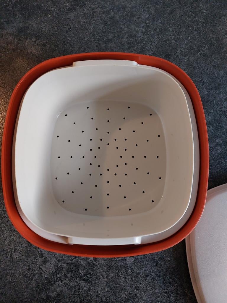Tupperware Stoommandje met Deksel - Oranje/Wit, Ophalen of Verzenden, Gebruikt, Oranje, Bak of Kom