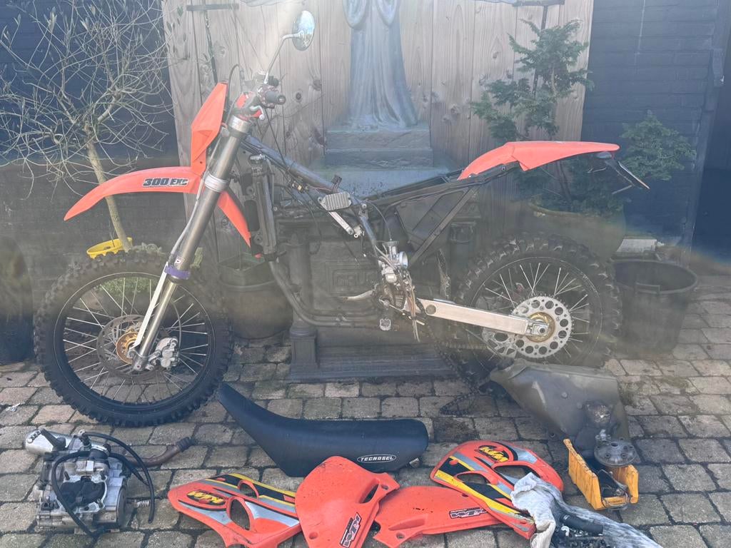 Ktm 300cc twee takt in onderdelen, Motoren, Ophalen
