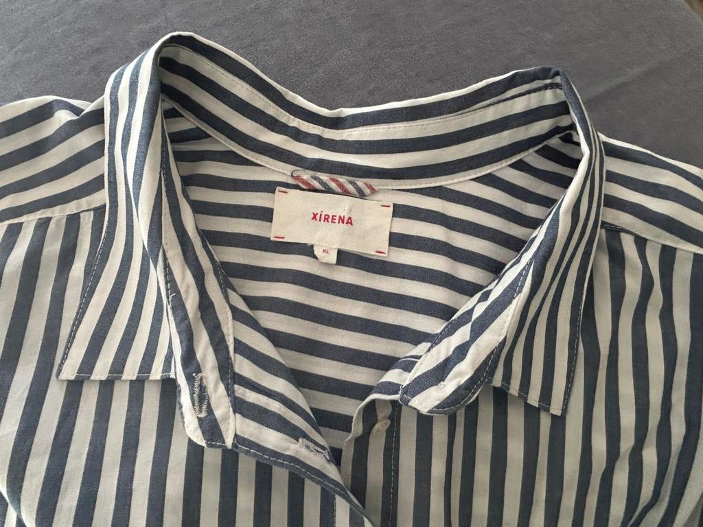 Blauw wit gestreepte Xirena overhemdblouse, Ophalen, Zo goed als nieuw, Maat 42/44 (L), Blauw