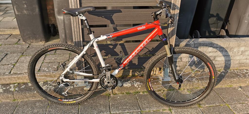 Kona MTB, Fietsen en Brommers, Ophalen, Zo goed als nieuw, Overige merken