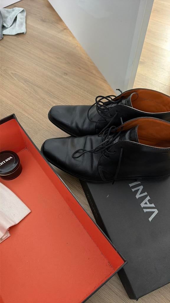 Van lier nette veter schoenen, Ophalen of Verzenden, Zo goed als nieuw