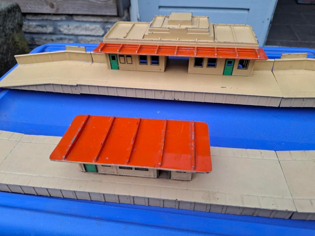 Hornby Dublo station en perron, Overige merken, Gebruikt, Gelijkstroom of Wisselstroom, Brug, Tunnel of Gebouw